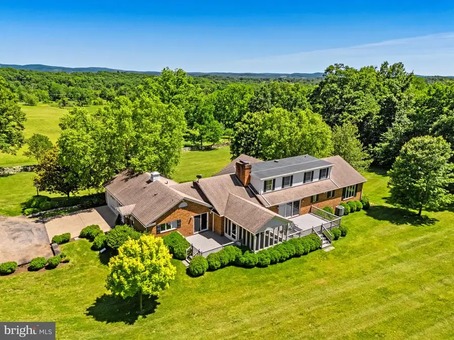 1310 Delaplane Grade Rd, Upperville, VA 20184 - #2