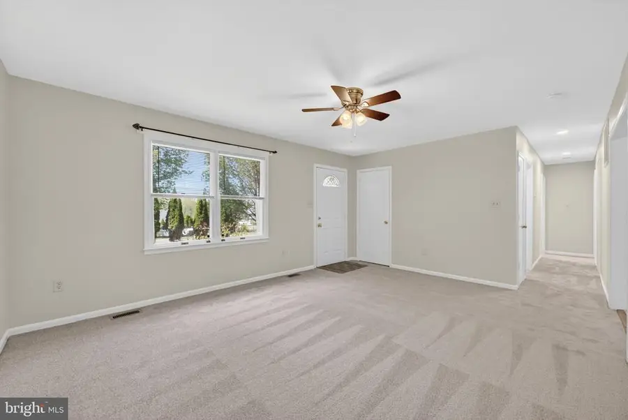 9283 Springs Rd, Warrenton, VA 20186 - #3