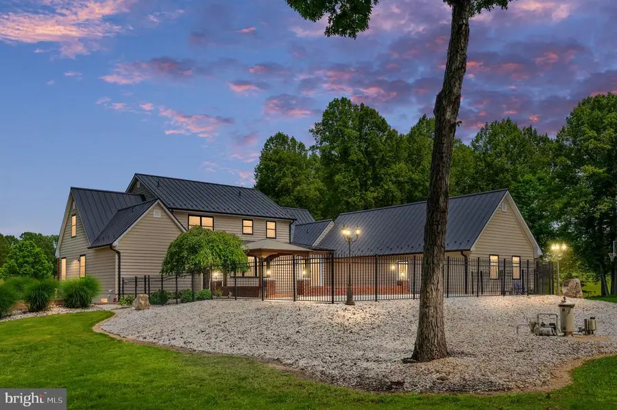 12048 Bristersburg Rd, Midland, VA 22728 - #2