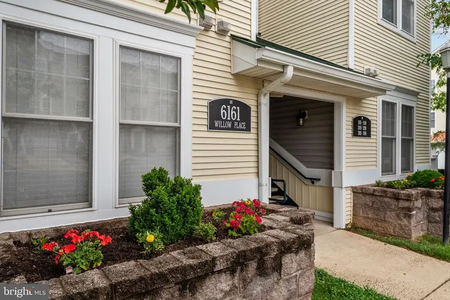 6161 Willow Pl, Bealeton, VA 22712 - #2