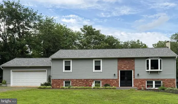 6318 Mayfield Ln, Warrenton, VA 20187