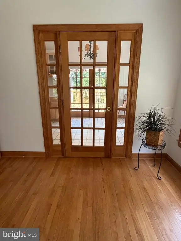 7386 Stuart, Warrenton, VA 20187 - #2