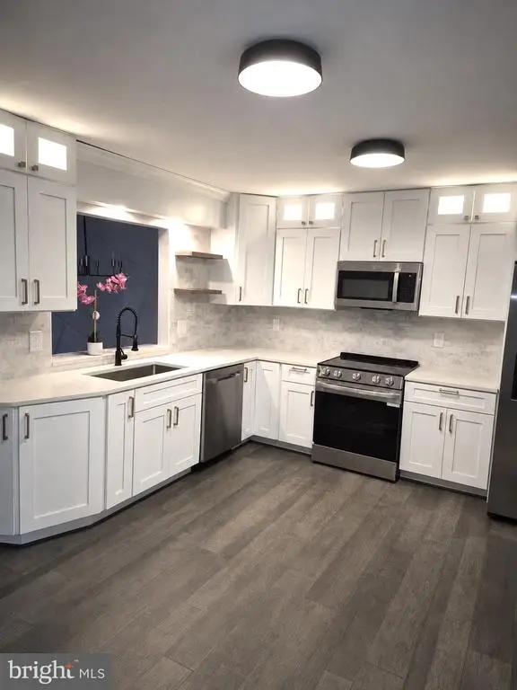 27 Fairfax St, Warrenton, VA 20186 - #2