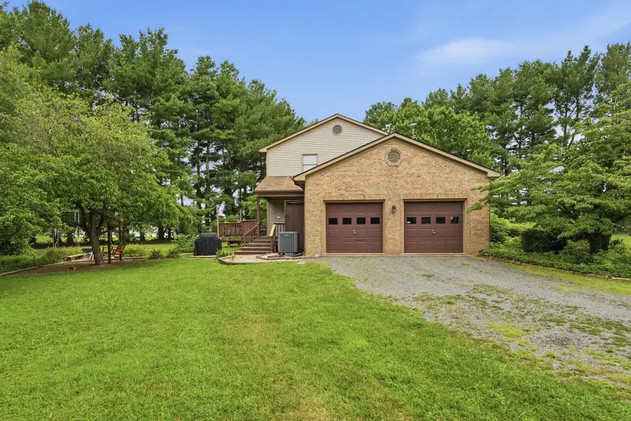 10414 Skyline Ave, Midland, VA 22728 - #3
