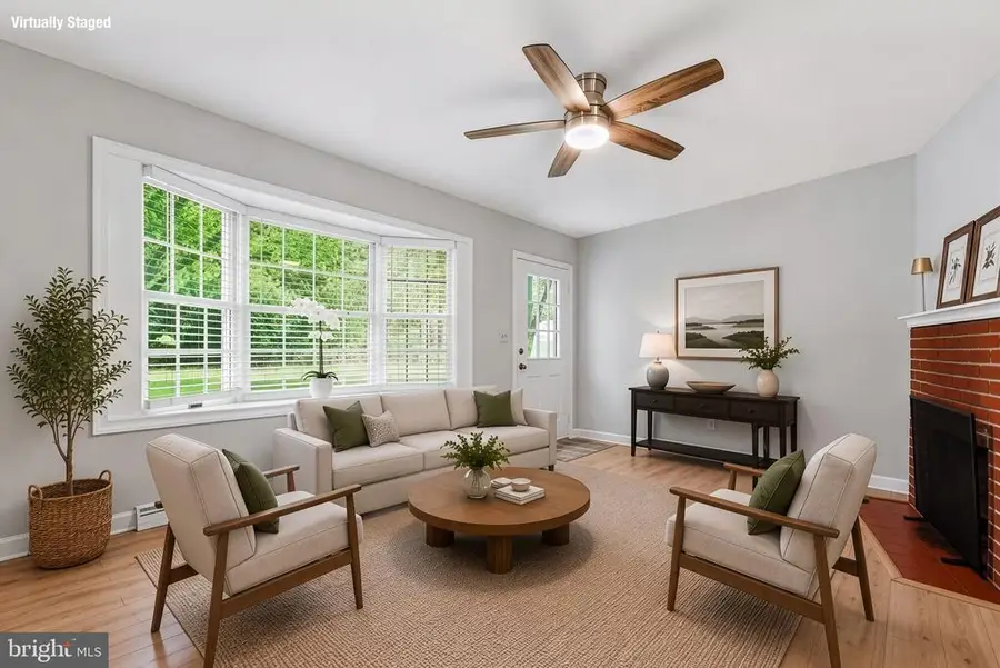 6499 Briggs Rd, Warrenton, VA 20187 - #2