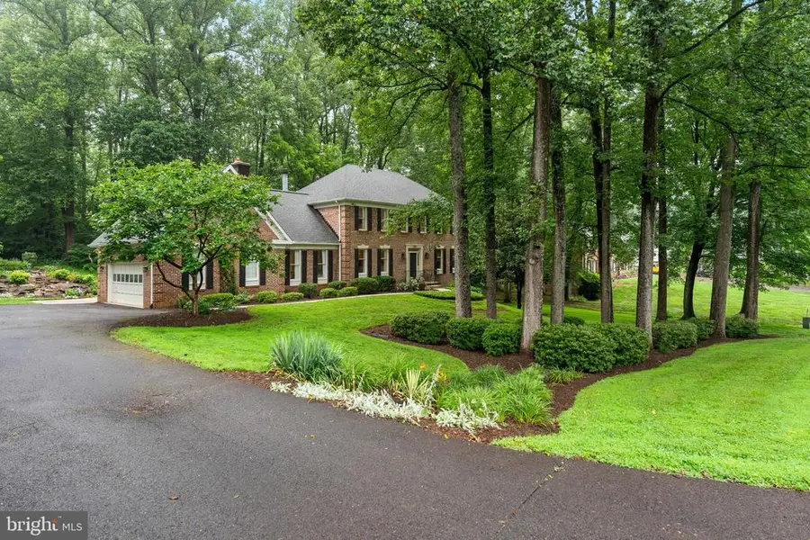 8464 Turkey Run Dr, Warrenton, VA 20187 - #2