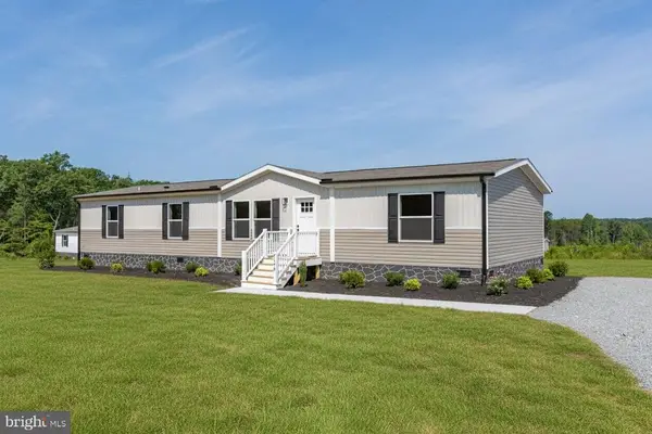 7175 Shannon Hill Rd, Louisa, VA 23093