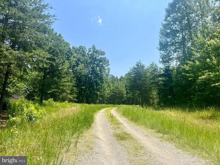 Kimberly Ct, Bumpass, VA 23024 - Image #3