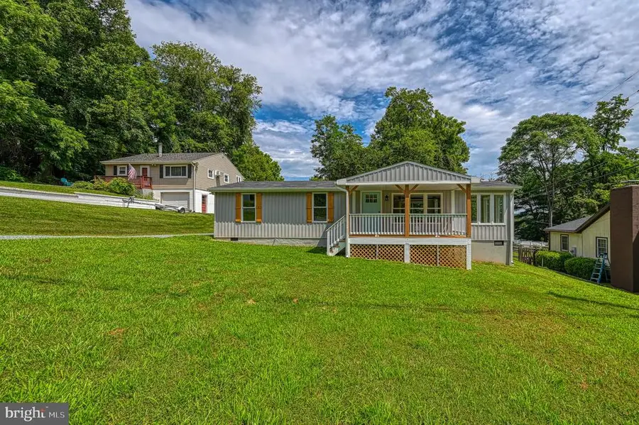 309 Ellis Dr, Louisa, VA 23093 - #2