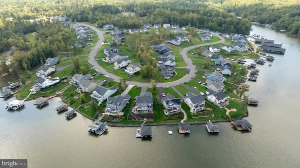 Sunset Loop, Mineral, VA 23117