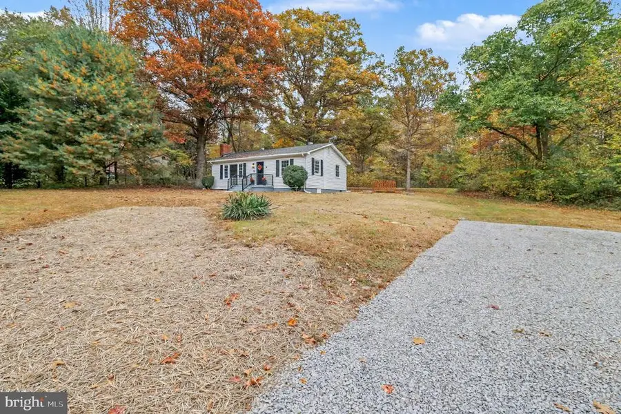 846 Borden Rd, Bumpass, VA 23024 - #3