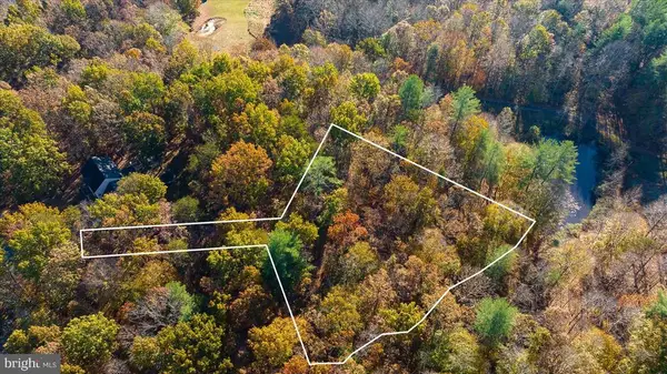 102 Oakmont Dr, Gordonsville, VA 22942