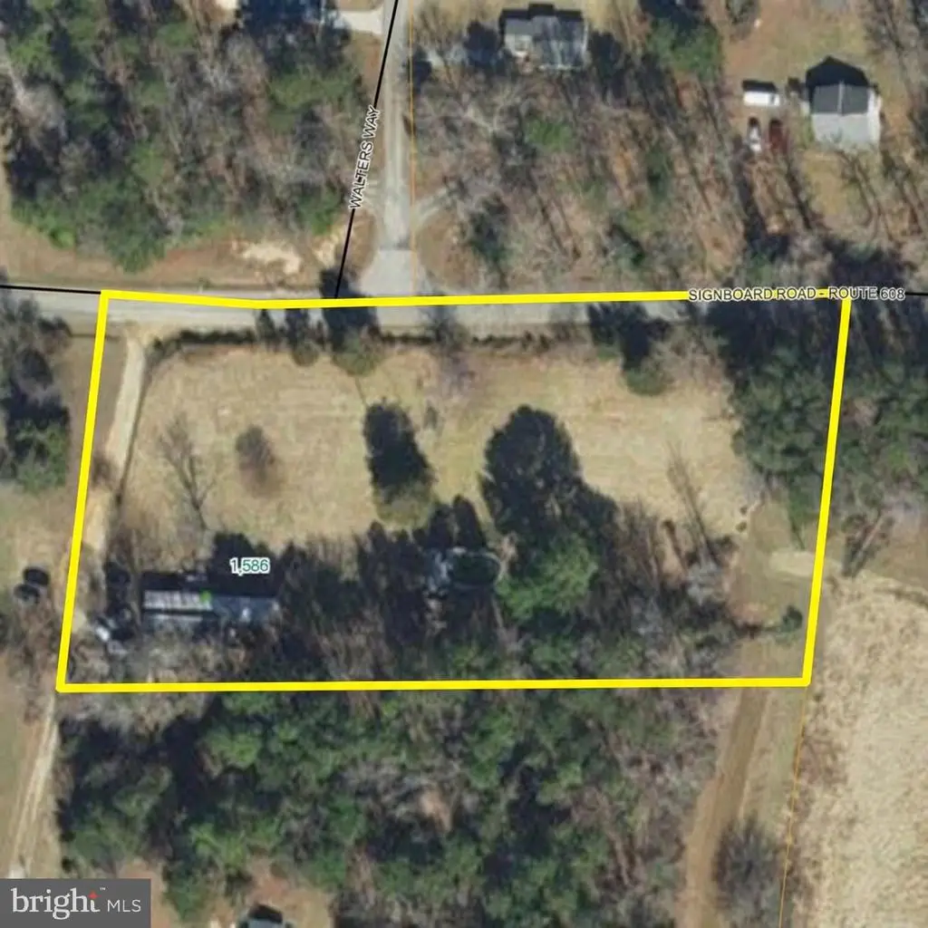 1586 Signboard Rd, Bumpass, VA 23024 - #1