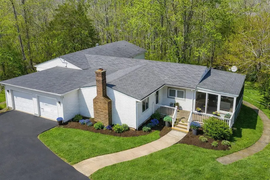 2263 Buckner Rd, Bumpass, VA 23024 - #2