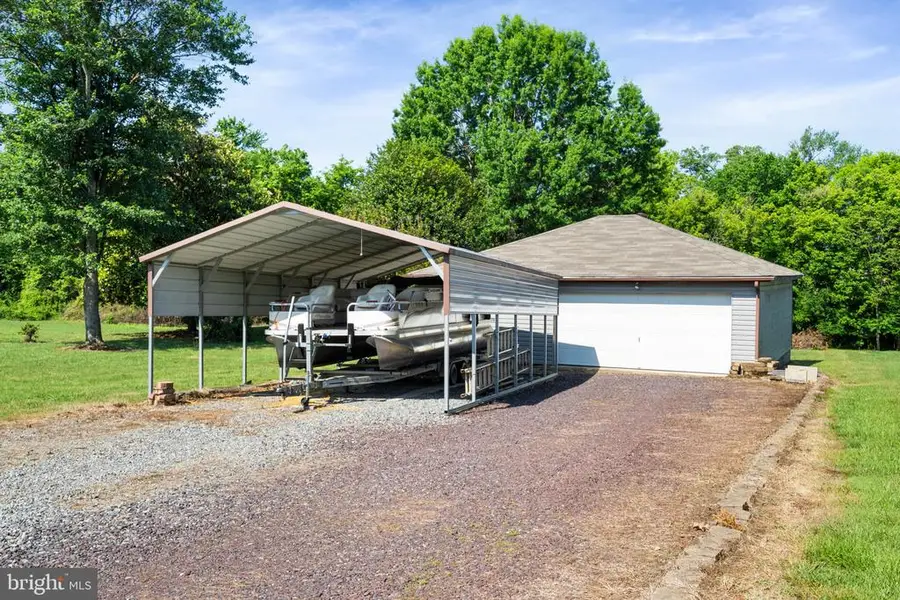 161 Troy Rd, Louisa, VA 23093 - #2