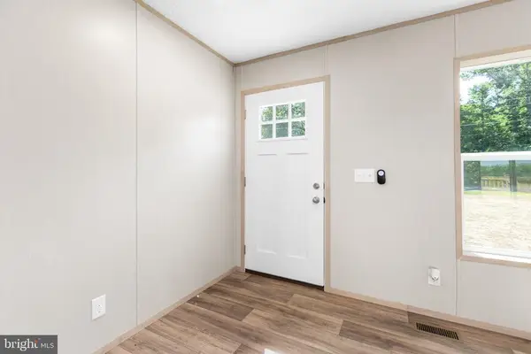 355 Moorefield Rd, Mineral, VA 23117