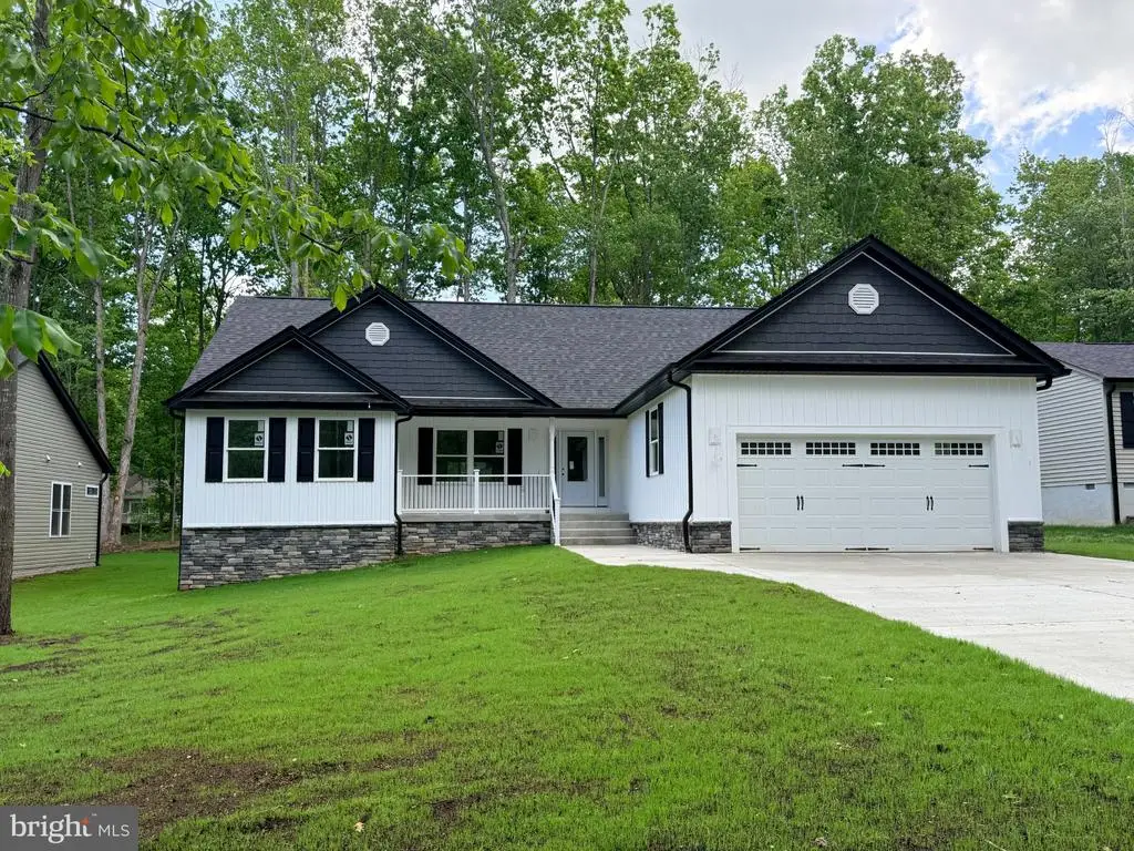 1233 Lakeview Pkwy, Locust Grove, VA 22508 - #1