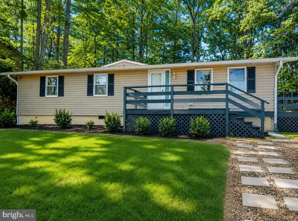 116 Lakeview Pkwy, Locust Grove, VA 22508
