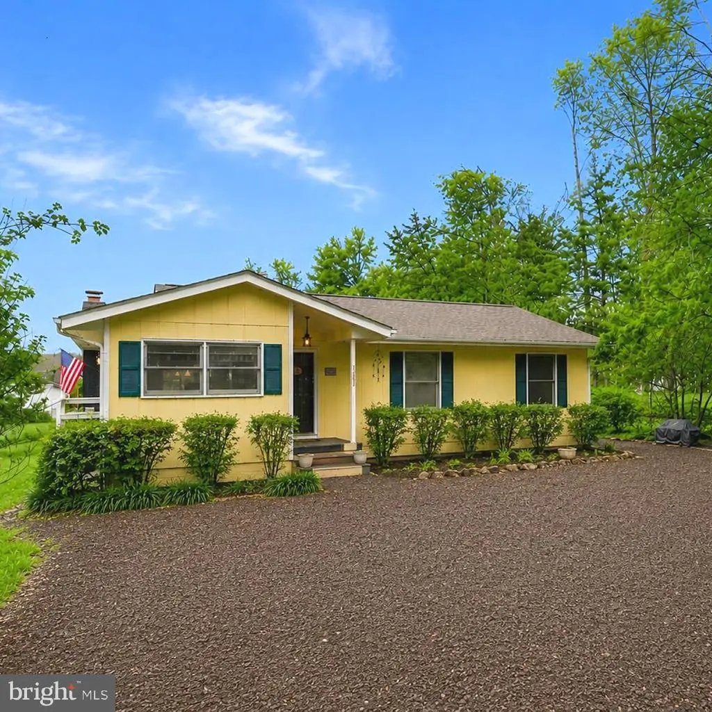 1353 Lakeview Pkwy, Locust Grove, VA 22508 - #1