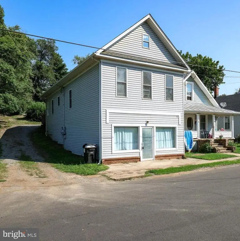 107 Virginia Ave, Shenandoah, VA 22849 - Image #1