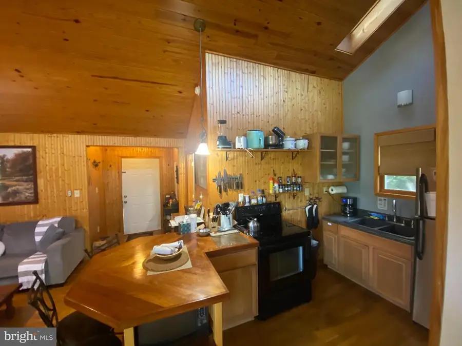 568 Cliff Heights Rd, Stanley, VA 22851 - #2