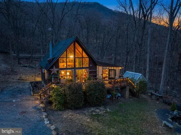 125 National Forest Access Rd, Luray, VA 22835