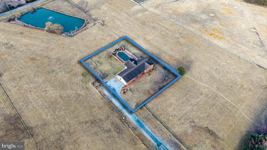 116 Denbrook Ln, Luray, VA 22835 - #2