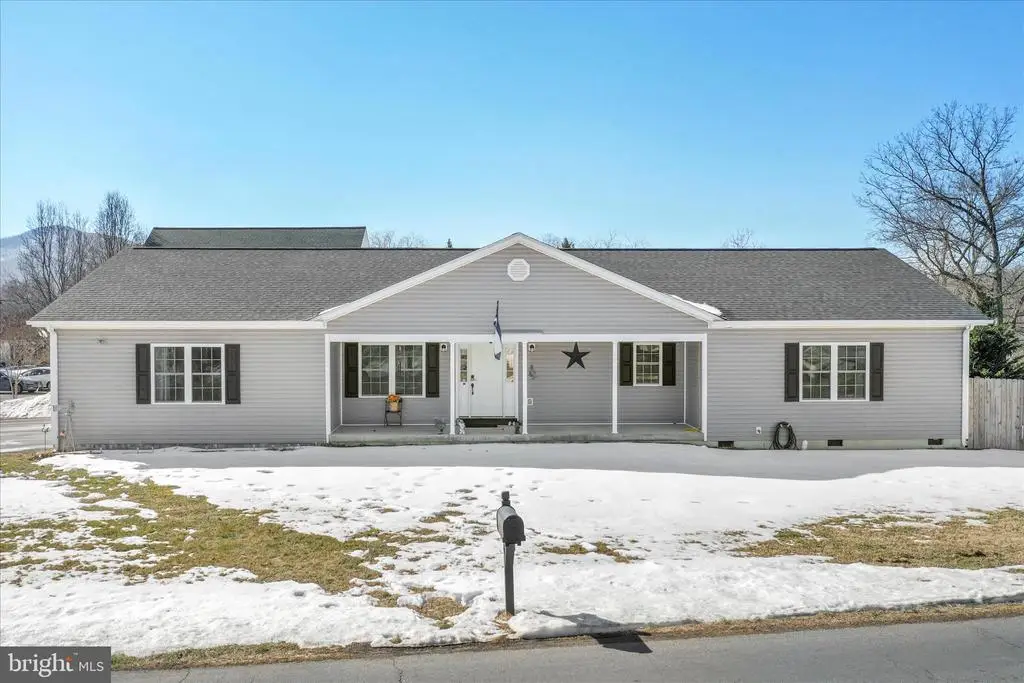 300 Park Rd, Stanley, VA 22851 - #1