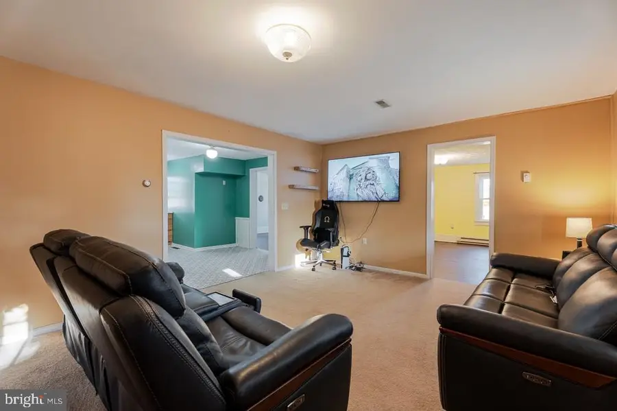 723 Sedwick Rd, Luray, VA 22835 - #3