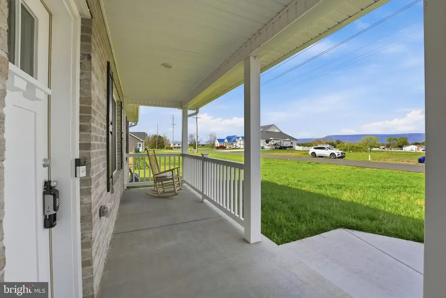 133 Arthur Ln, Luray, VA 22835 - #2