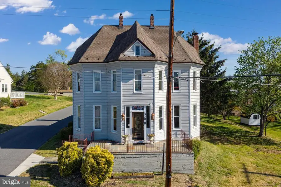 330 Mechanic St, Luray, VA 22835 - #3