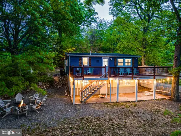 218 View Dr N, Stanley, VA 22851