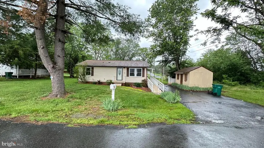 400 Sixth St, Luray, VA 22835 - #2