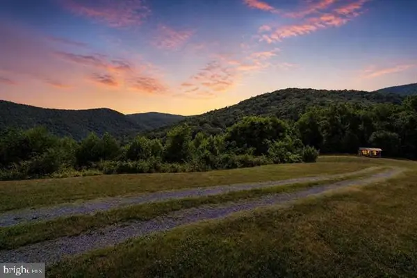 5855 Jollett Rd, Elkton, VA 22827