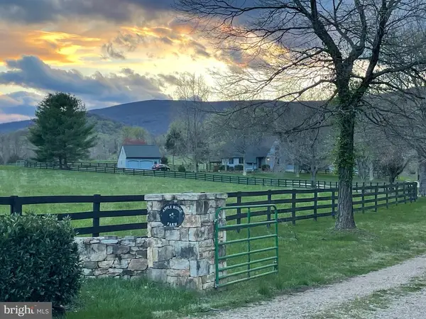 521 Dearing Rd, Huntly, VA 