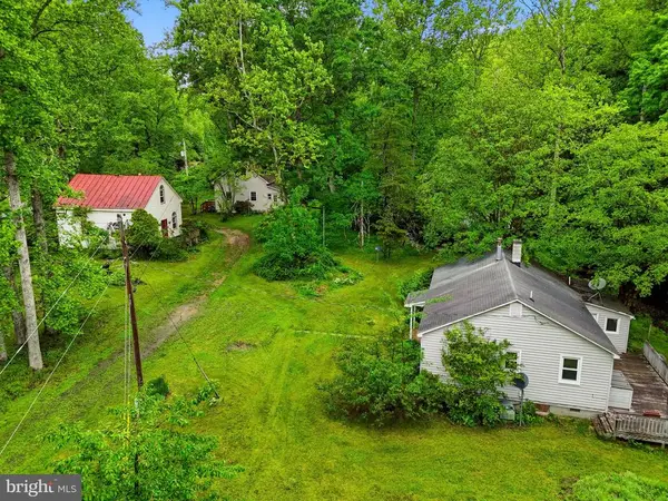 326 Keyser Run Rd, Washington, VA 22747