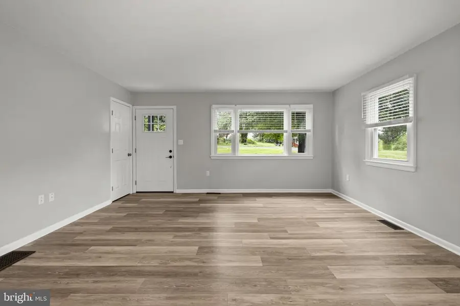 15 Mountain View Rd, Wakefield, VA 22637 - #3