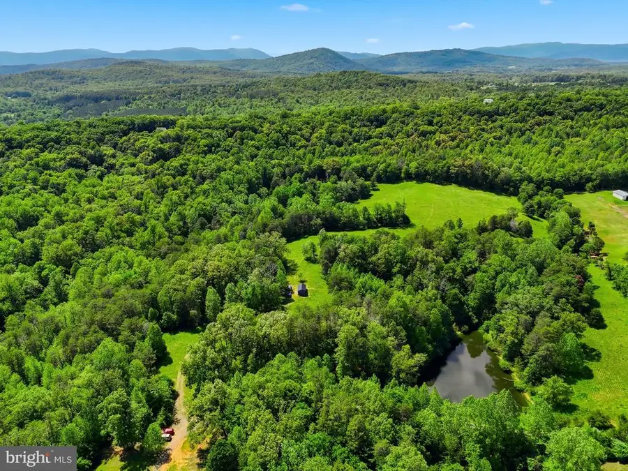 Castle Rock Ln, Castleton, VA 22716 - #2