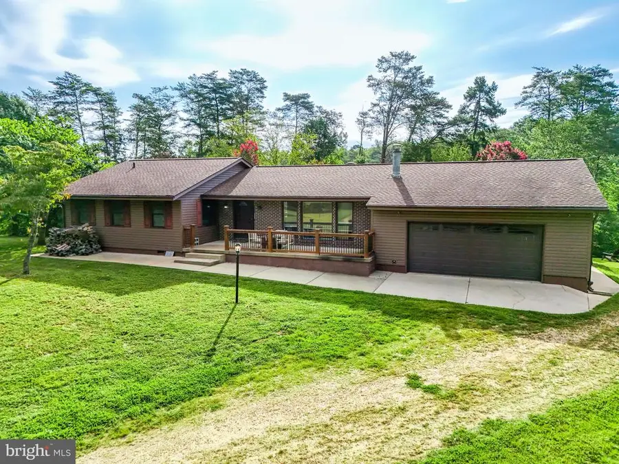 3807 Bear Tree Ln, Bumpass, VA 23024 - Image #2