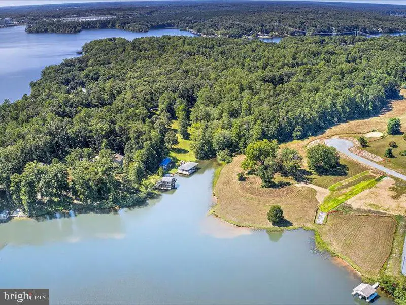 4706 Eagle Point Ct, Spotsylvania, VA 22551 - #3