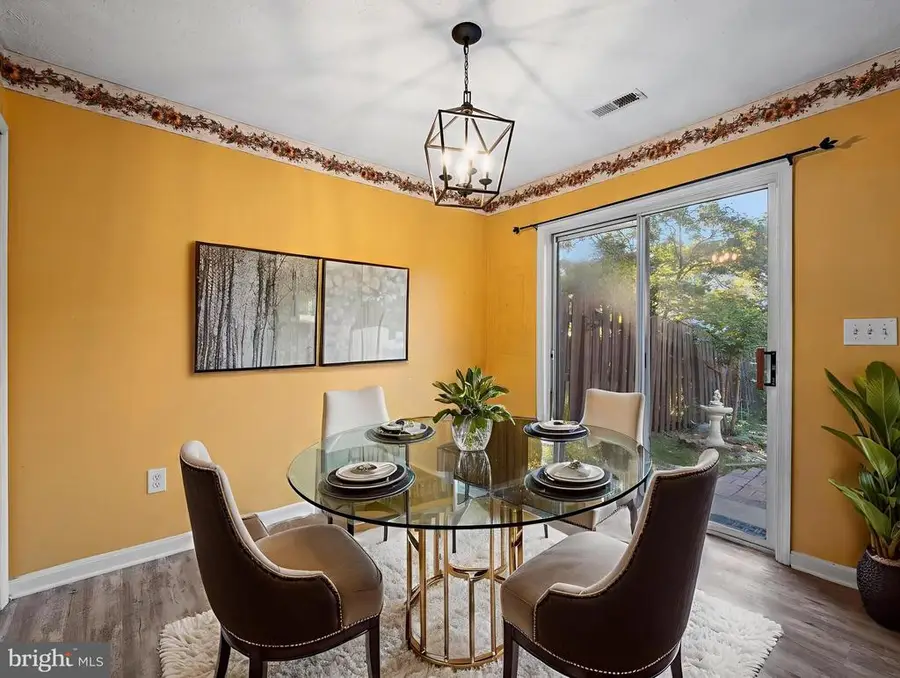 10606 Tidewater Plains Dr, Fredericksburg, VA 22408 - Image #2