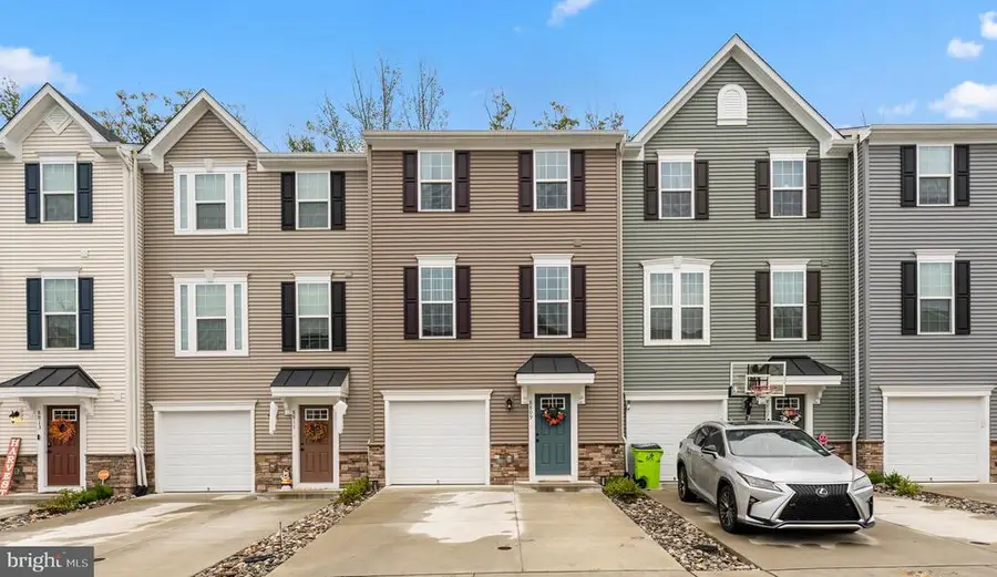 8809 Stevenson Ln, Spotsylvania, VA 22553 - Image #2