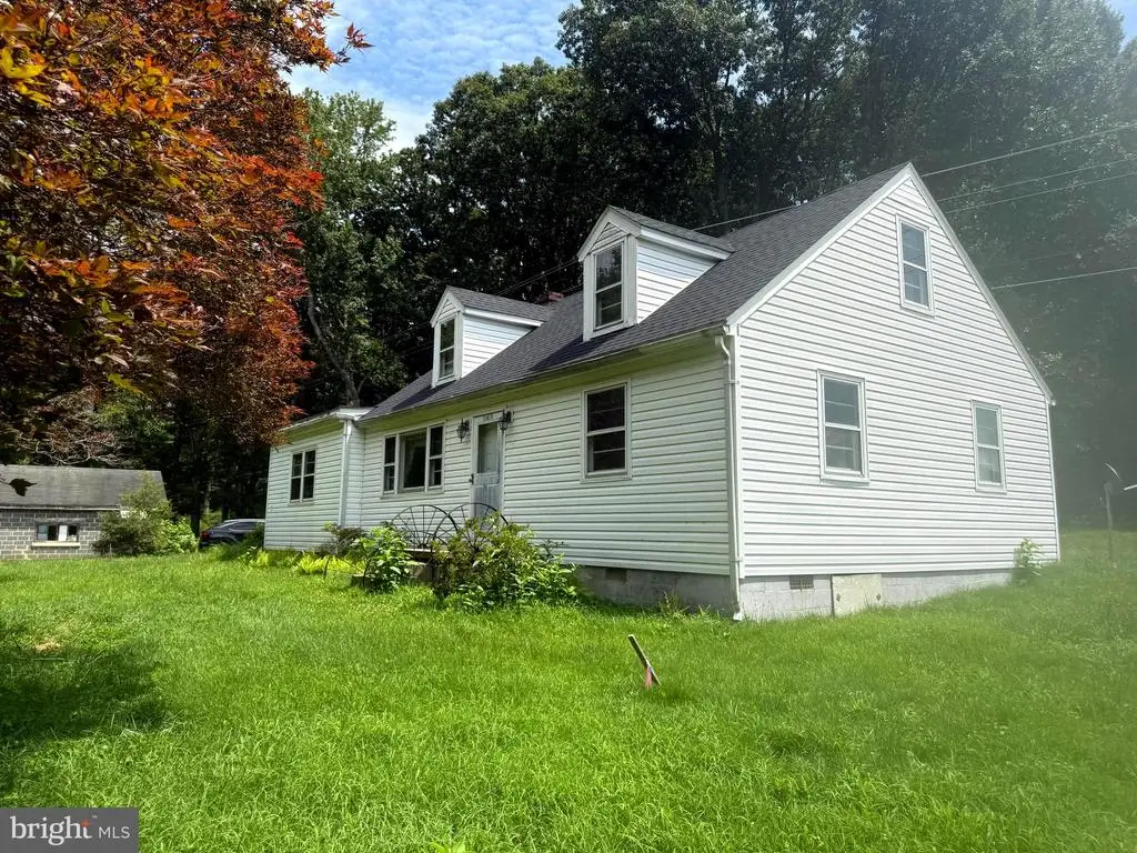 10621 Catharpin Rd, Spotsylvania, VA 22551 - Image #1