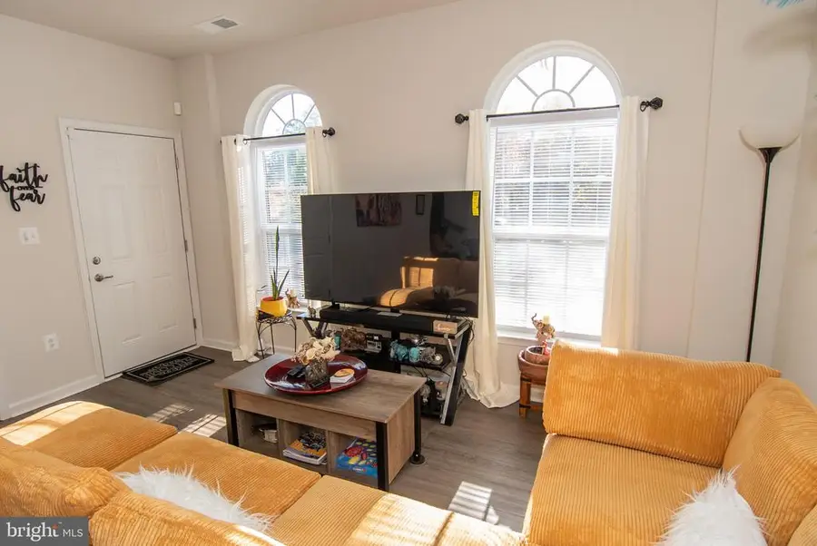 7947 Independence Dr, Spotsylvania, VA 22553 - Image #3