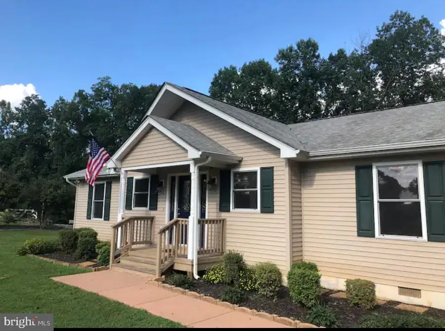 6215 Connie Ln, Mineral, VA 23117 - #2
