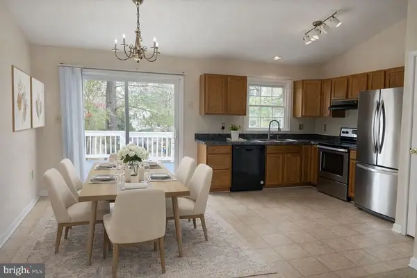 8811 Henly Ct, Fredericksburg, VA 22408