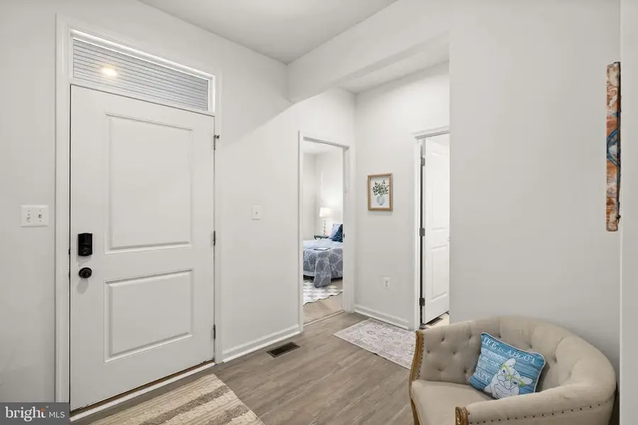 9323 Wood Creek Cir, Battlefield, VA 22407 - Image #3