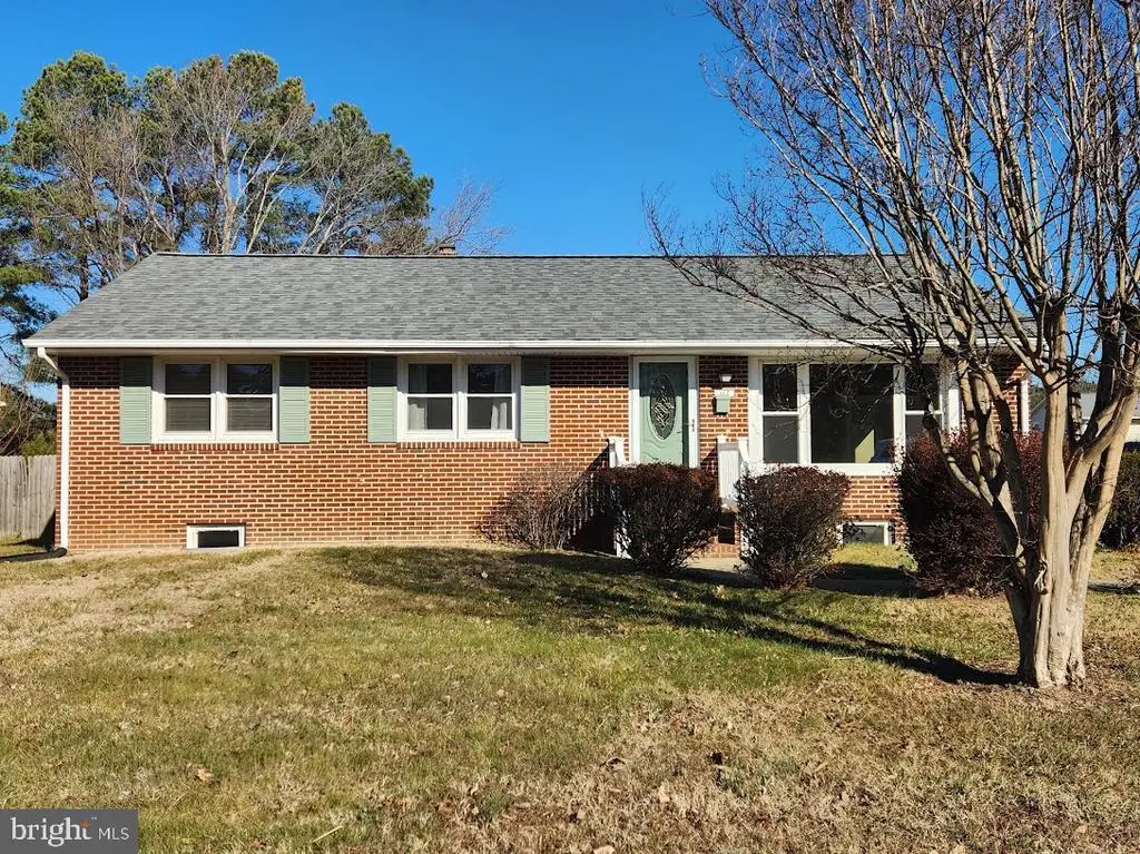 117 Laurel Ave, Fredericksburg, VA 22408 - Image #1