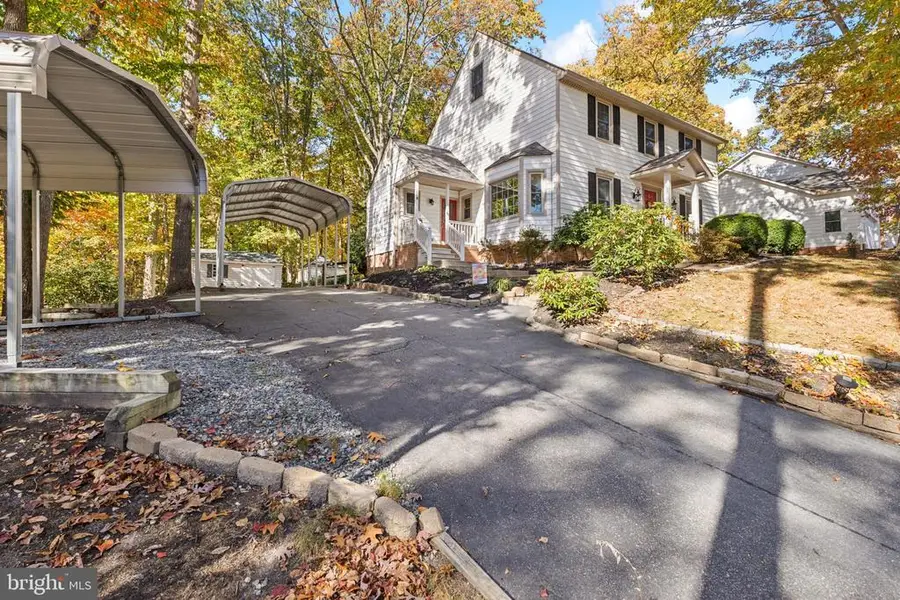 10706 Ann Davis Dr, Fredericksburg, VA 22408 - #2