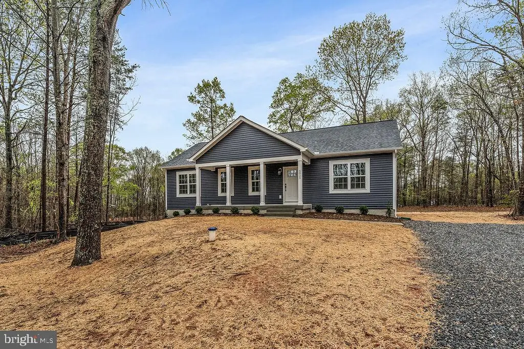 8000 Flippo Dr, Fredericksburg, VA 22408 - #1